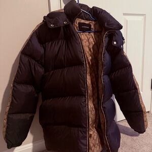 Coach women’s puffer coat UEC SFH
